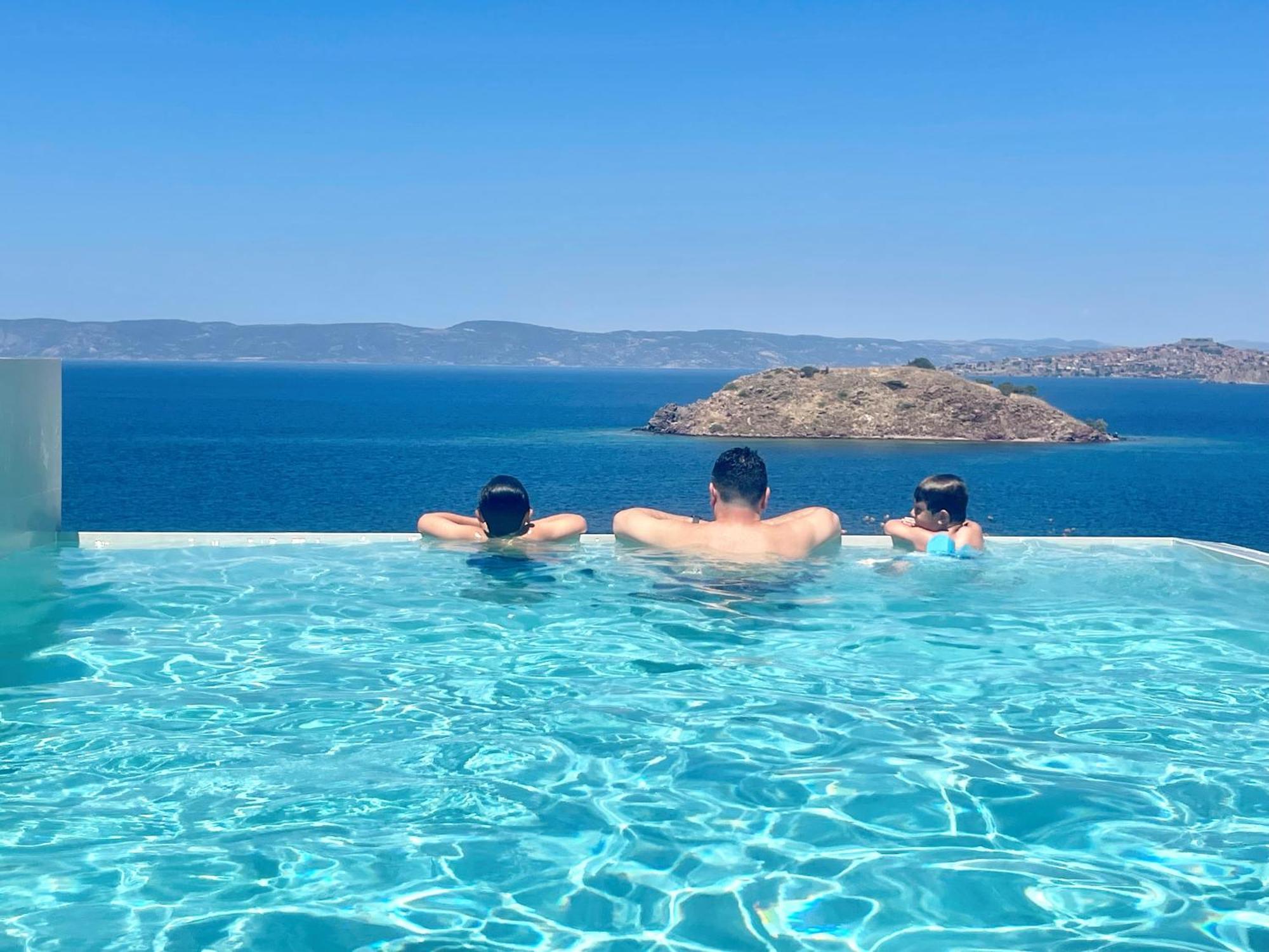 Eleia Seafront Rooms & Villas Petra  Eksteriør billede