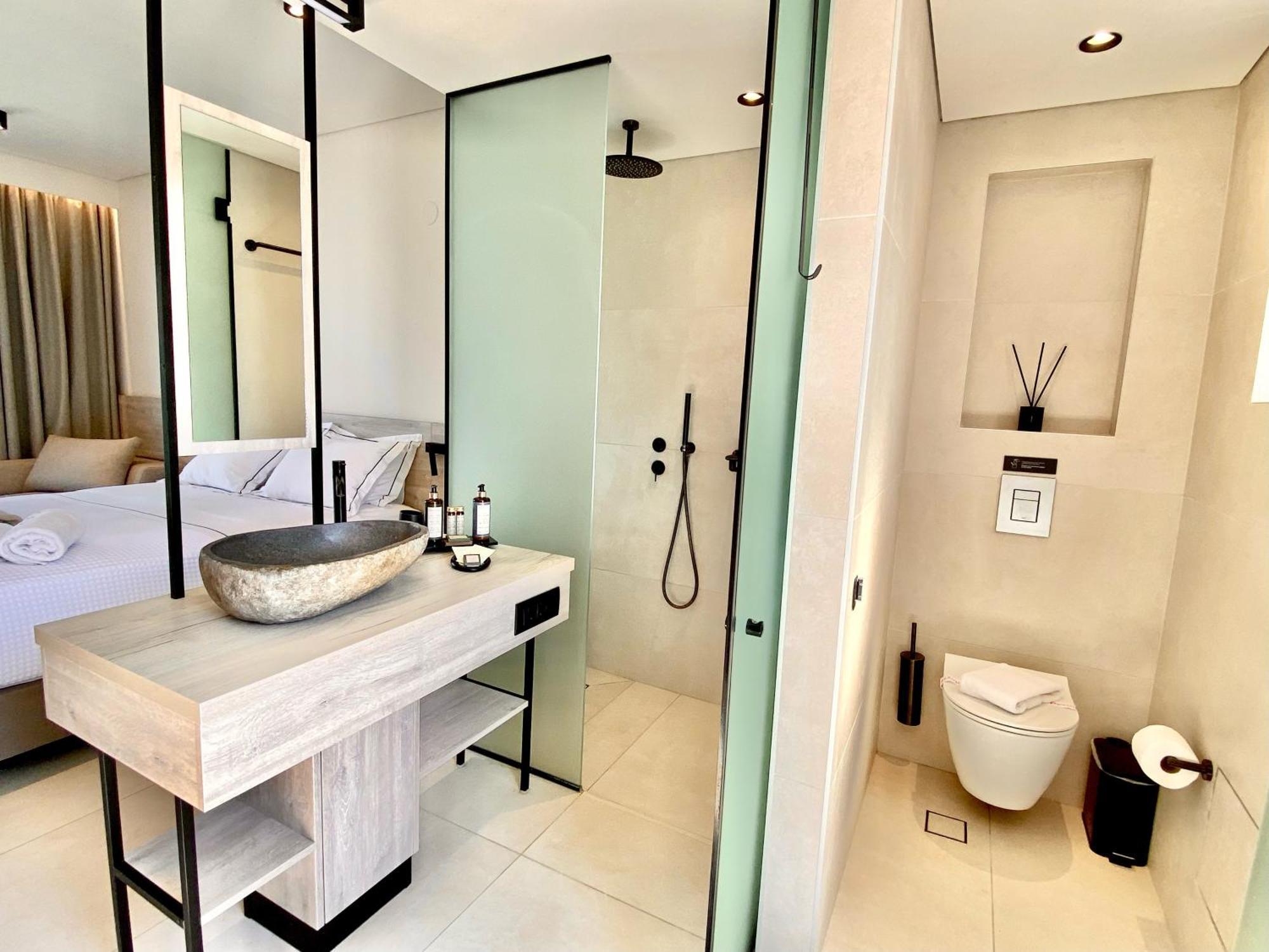 Eleia Seafront Rooms & Villas Petra  Eksteriør billede