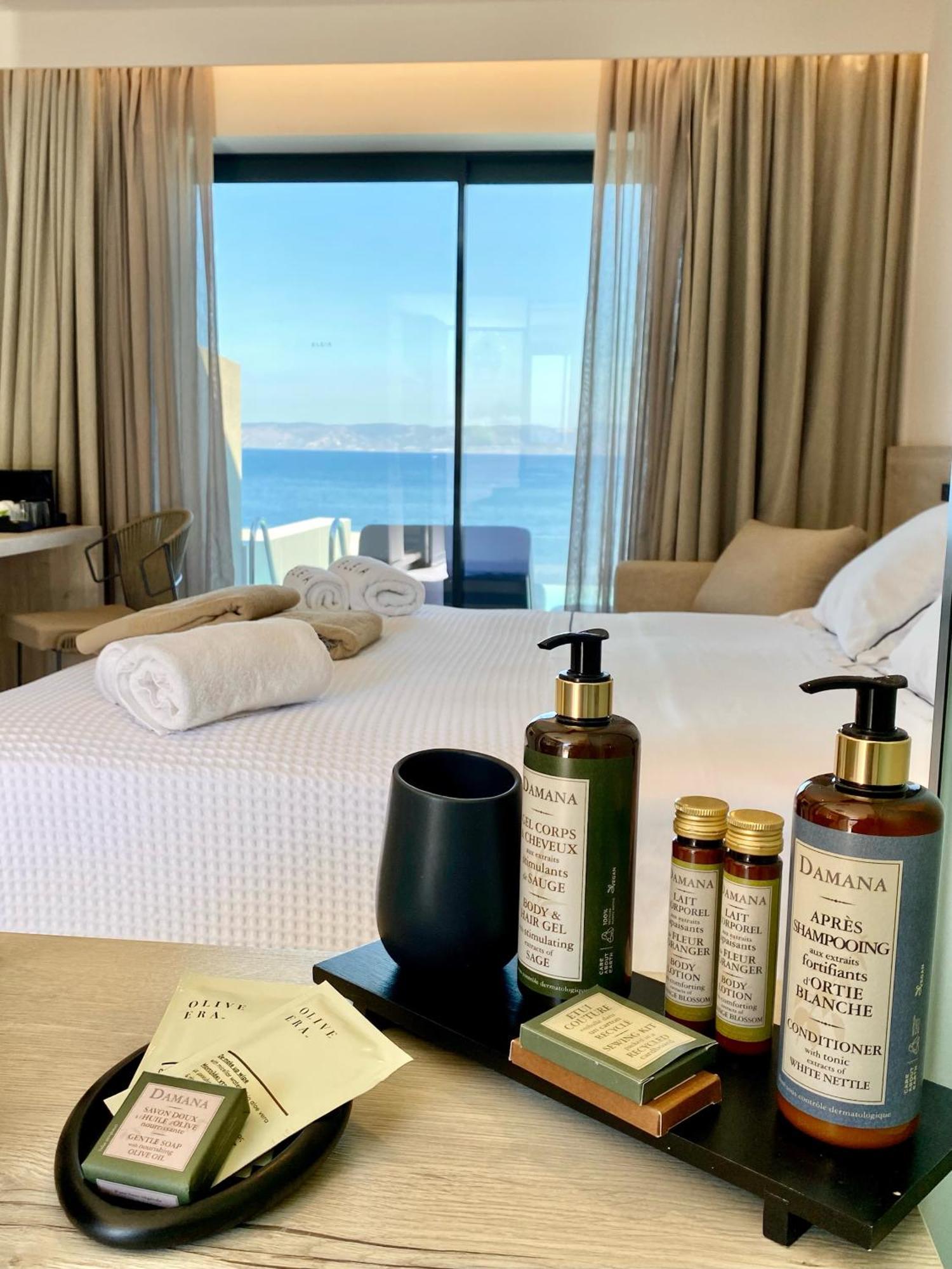 Eleia Seafront Rooms & Villas Petra  Eksteriør billede