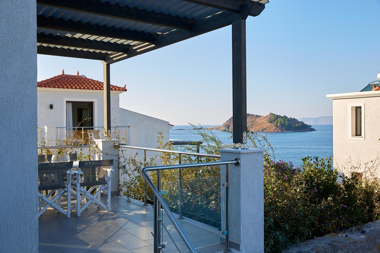 Eleia Seafront Rooms & Villas Petra  Eksteriør billede