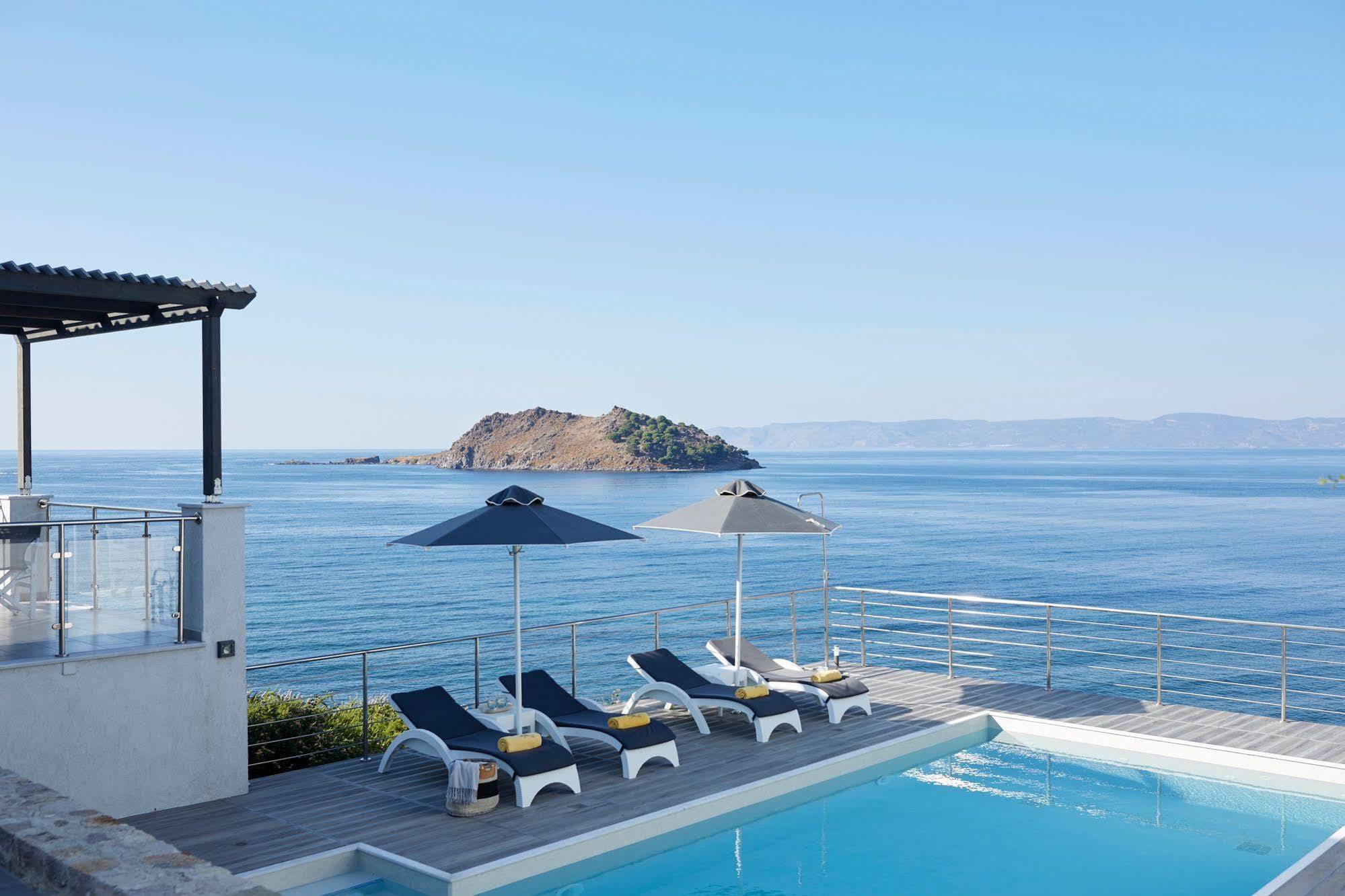 Eleia Seafront Rooms & Villas Petra  Eksteriør billede